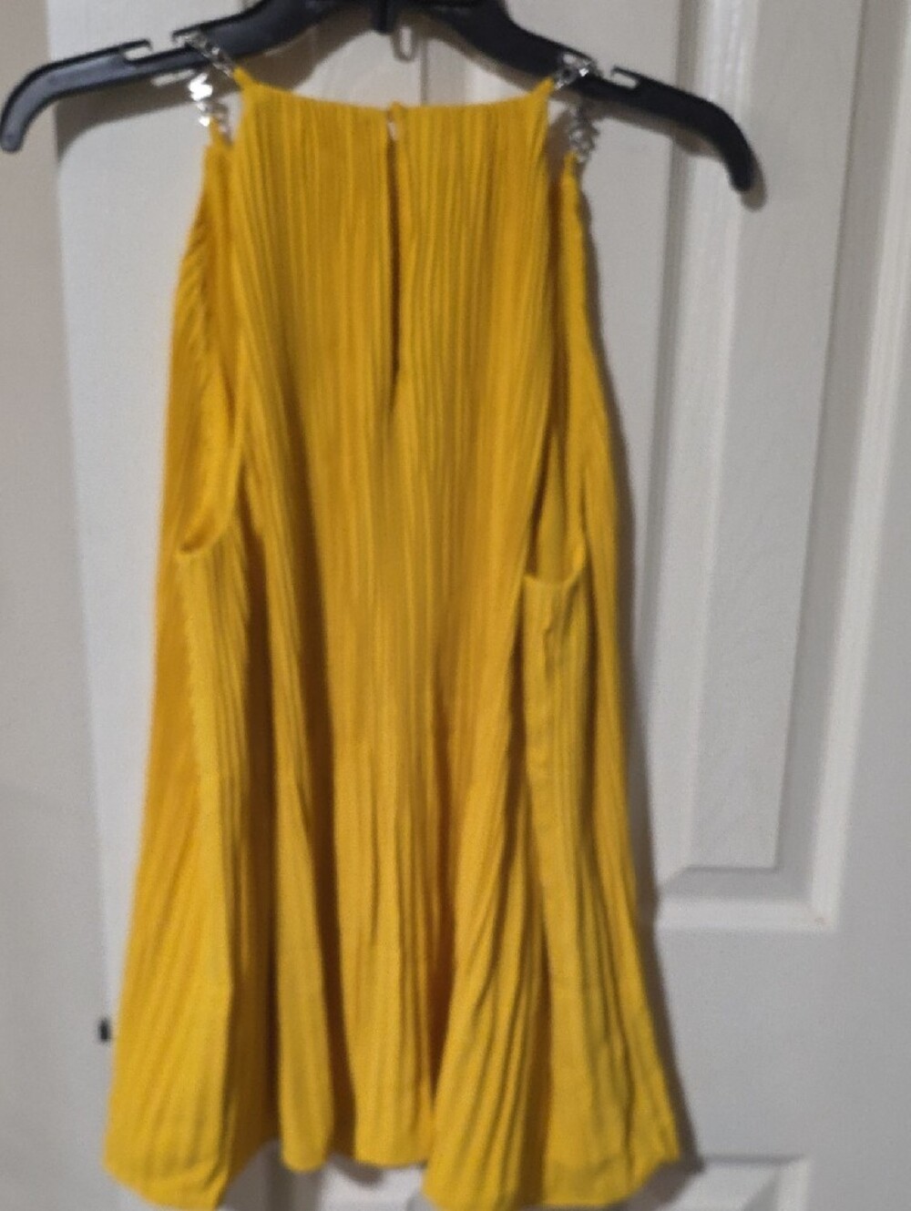 Michael Kors Mustard Yellow Pleated Blouse.  Ptp 21.5 Whimsical! - Picture 3 of 7